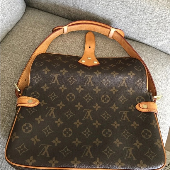 100% Authentic Louis Vuitton Hudson pm - Picture 2 of 8